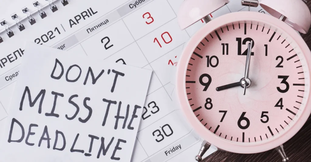 Calendar, alarm clock, and deadline reminder illustrating important workers’ compensation filing deadlines and legal time limits after a workplace injury.